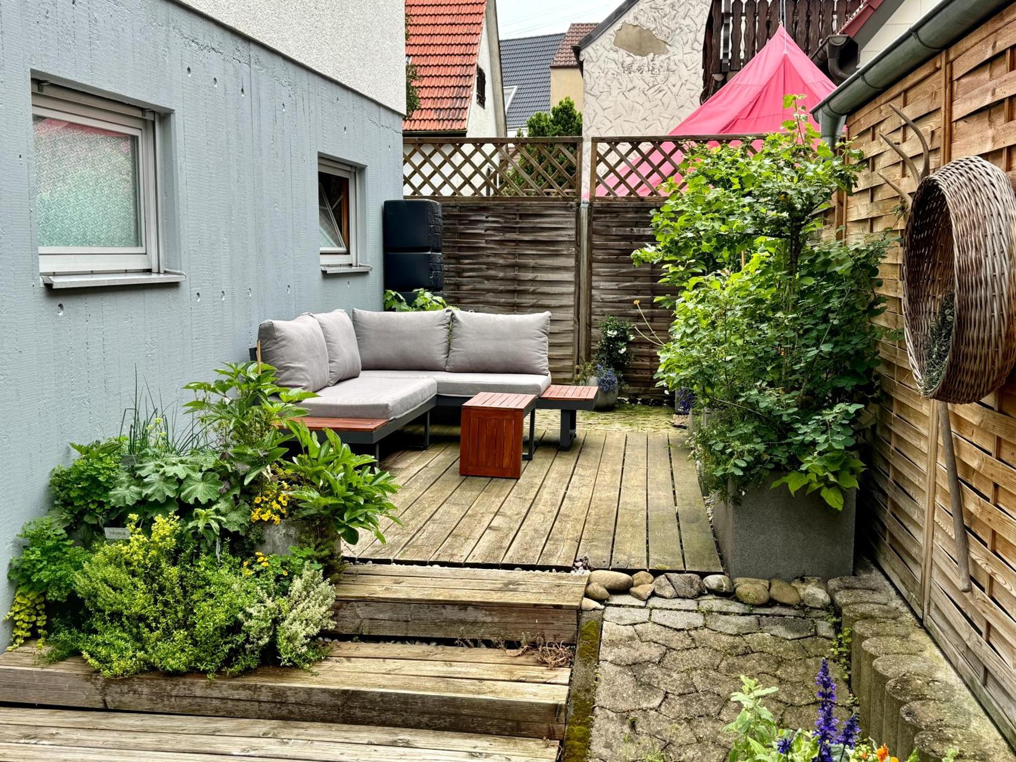 Schwabennestle - Ferienwohnung Albstadt-Onstmettingen Exteriör bild